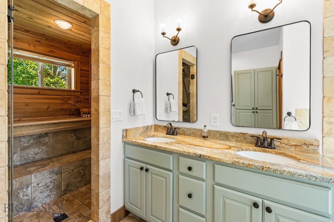 2452 Creekwood Drive