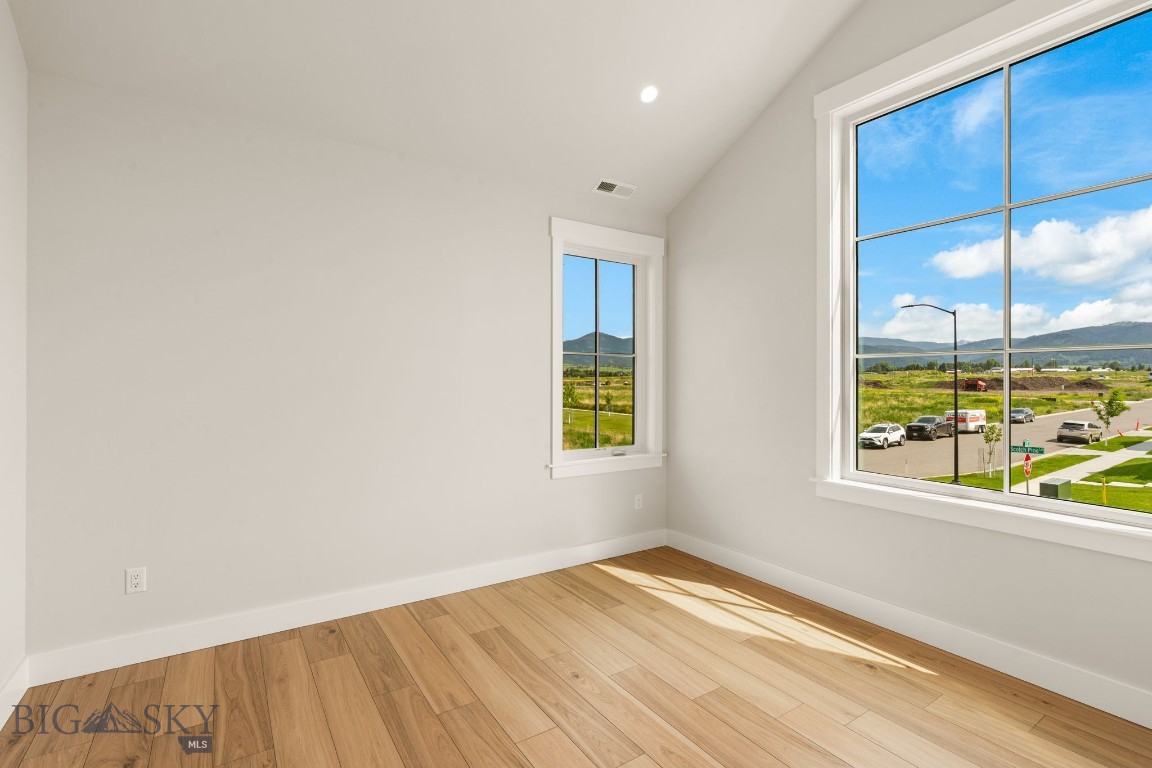 1523 Scotch Pine Lane