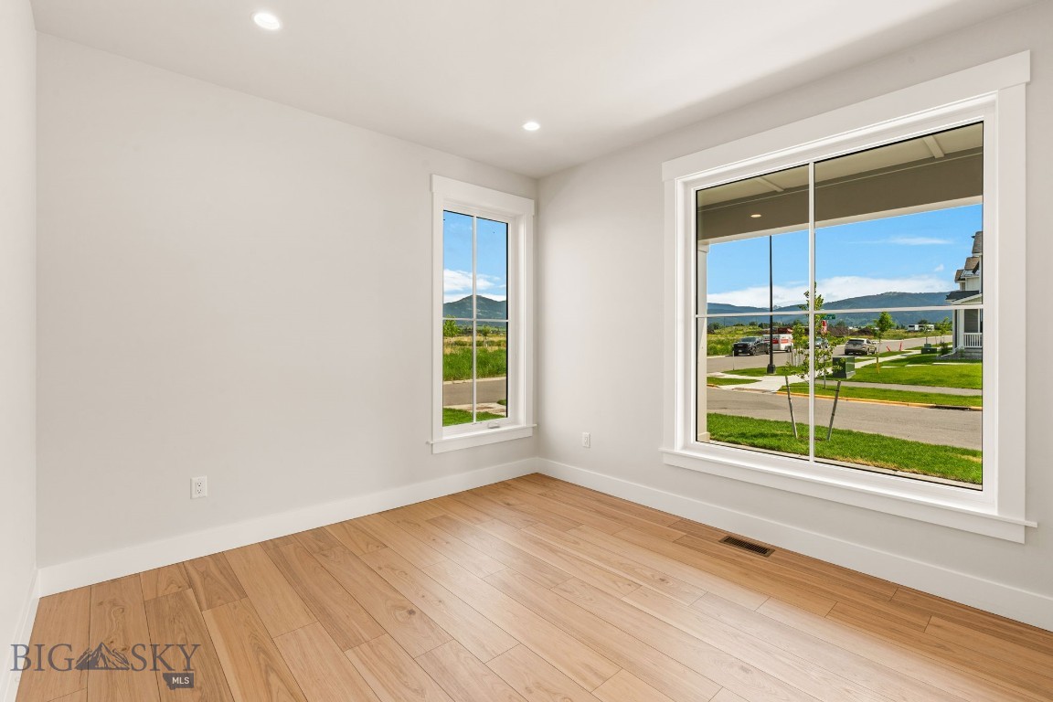1523 Scotch Pine Lane