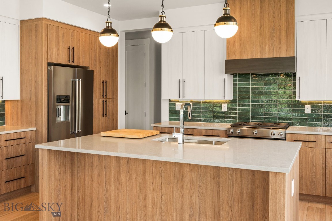 1523 Scotch Pine Lane