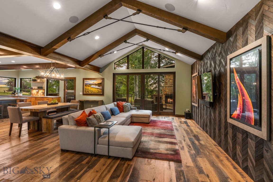 65 Triple Tree Lane