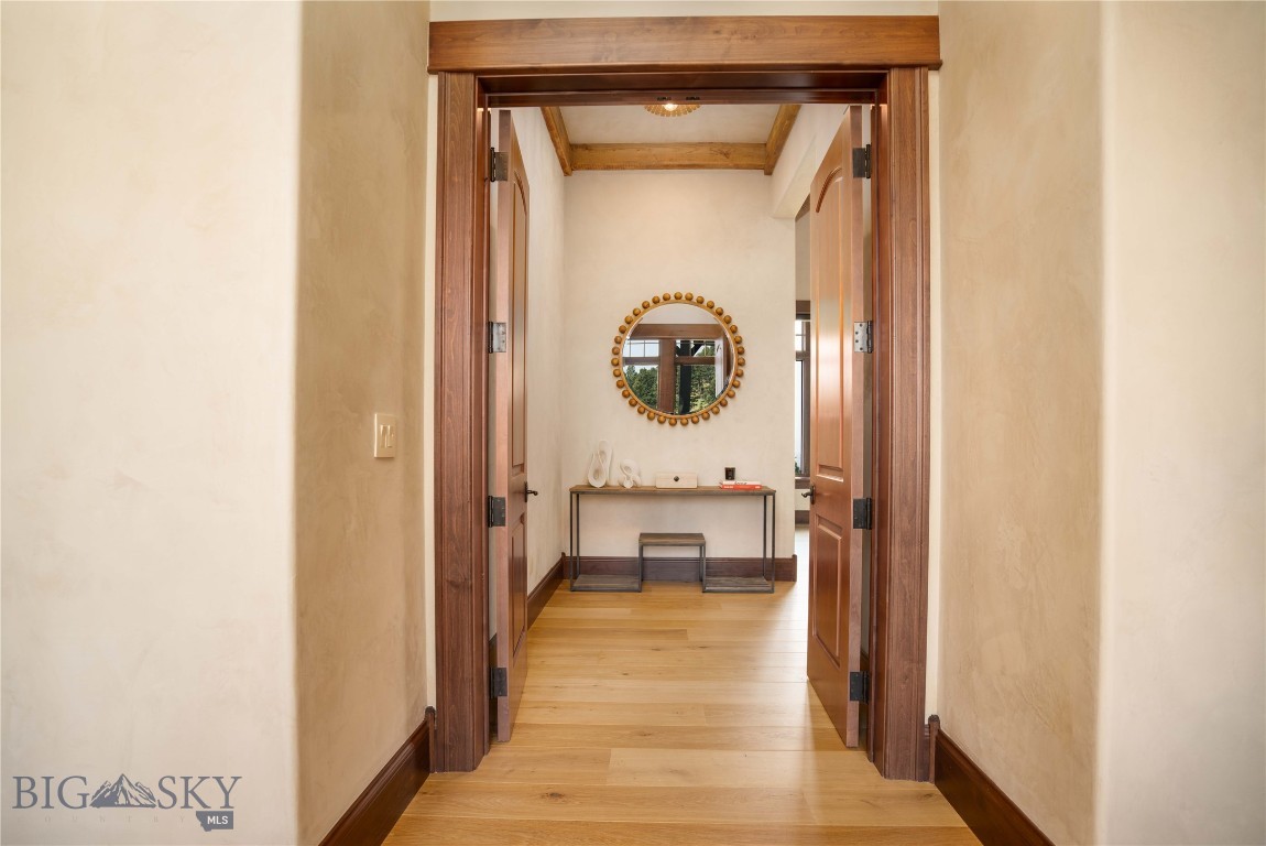 1221 Green Valley Way