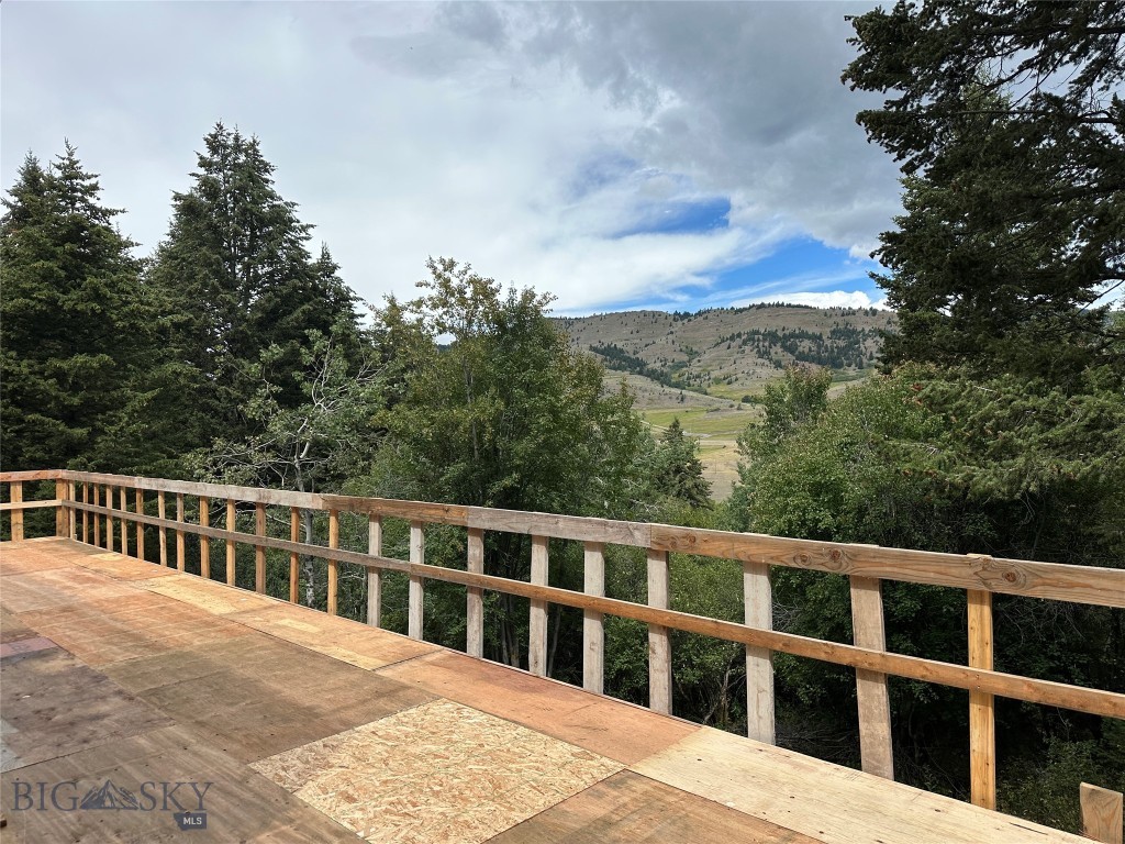 78 Lake Drive