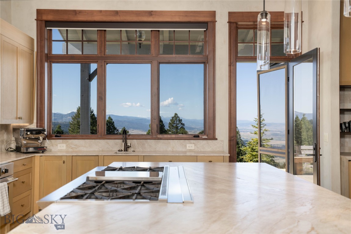 1221 Green Valley Way