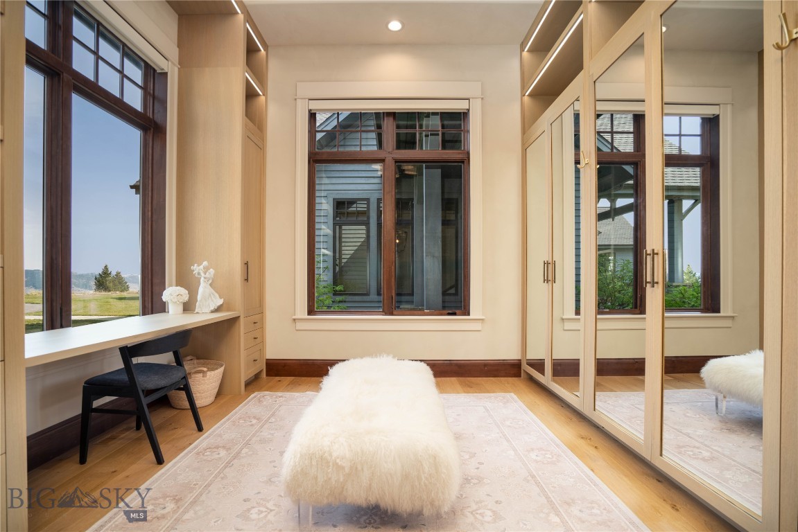 1221 Green Valley Way