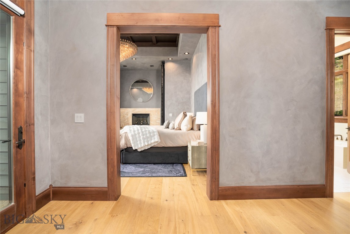 1221 Green Valley Way