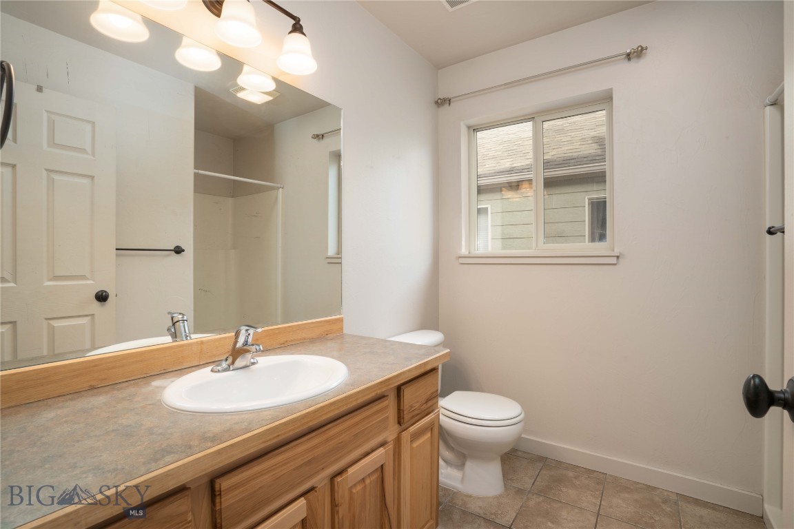 935 Forestglen Drive D