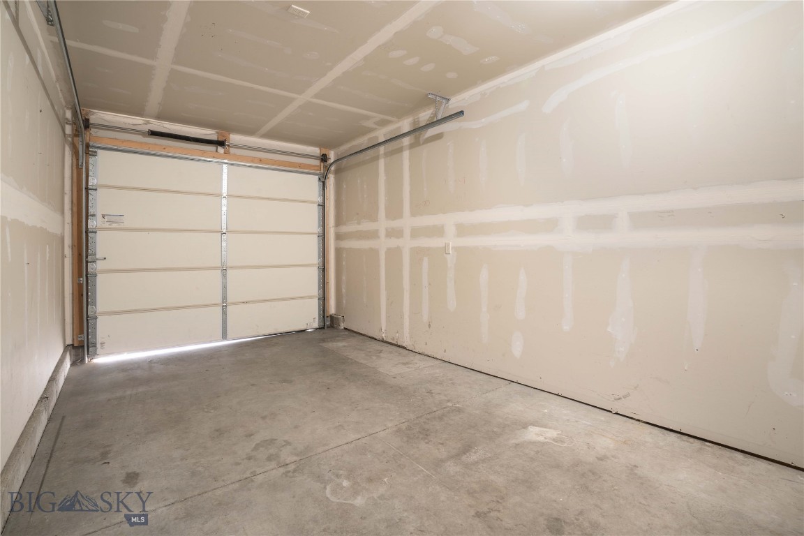 935 Forestglen Drive D