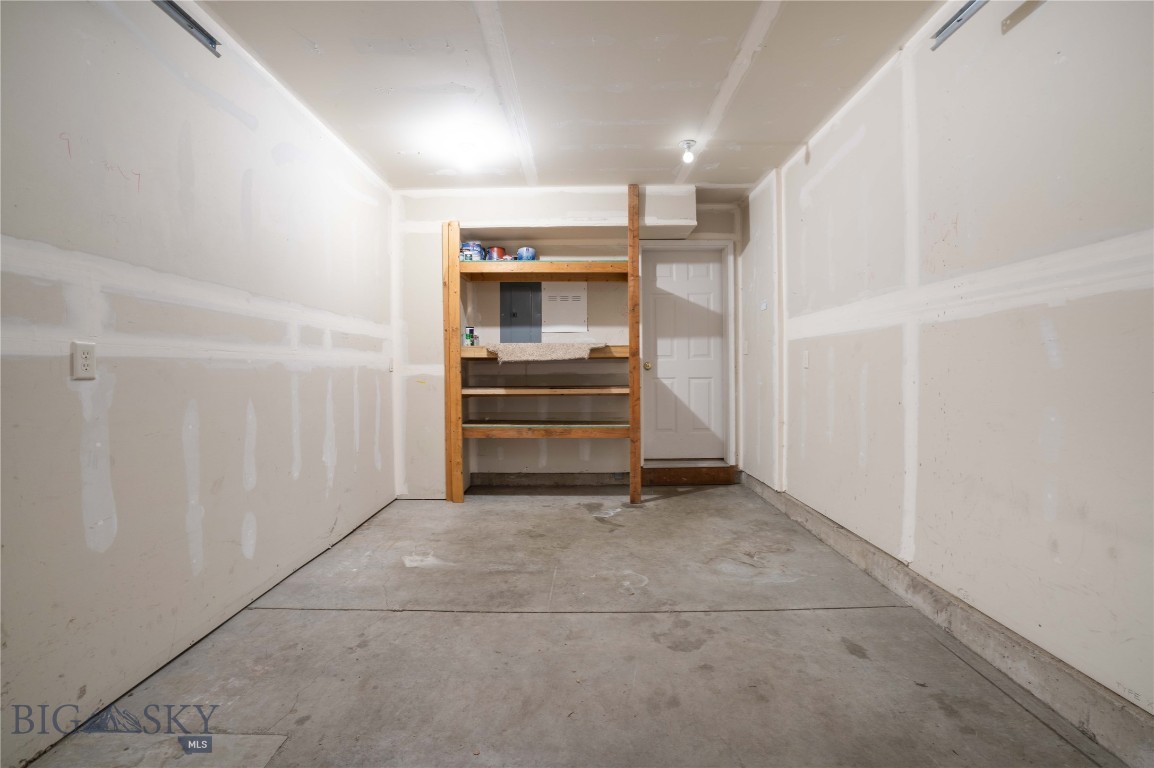 935 Forestglen Drive D