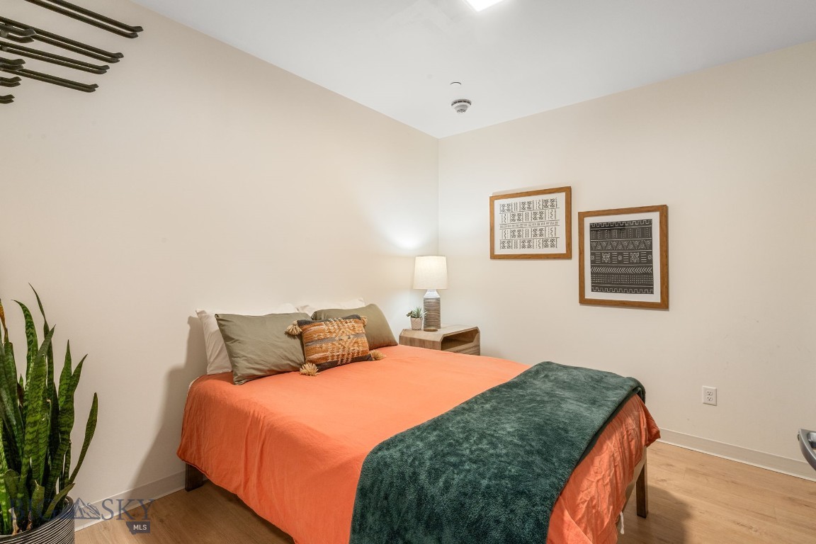 718 W Babcock Street 301