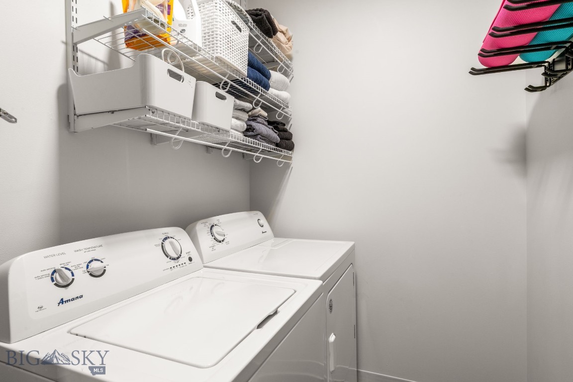 718 W Babcock Street 403