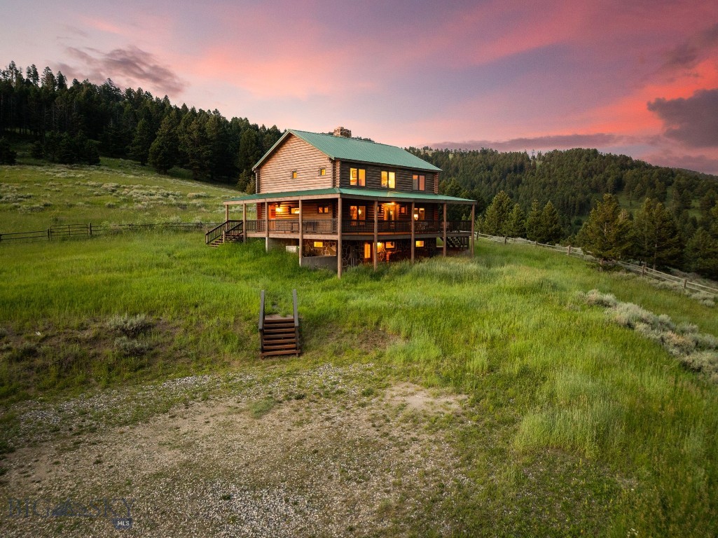 755 Coffee Creek Road