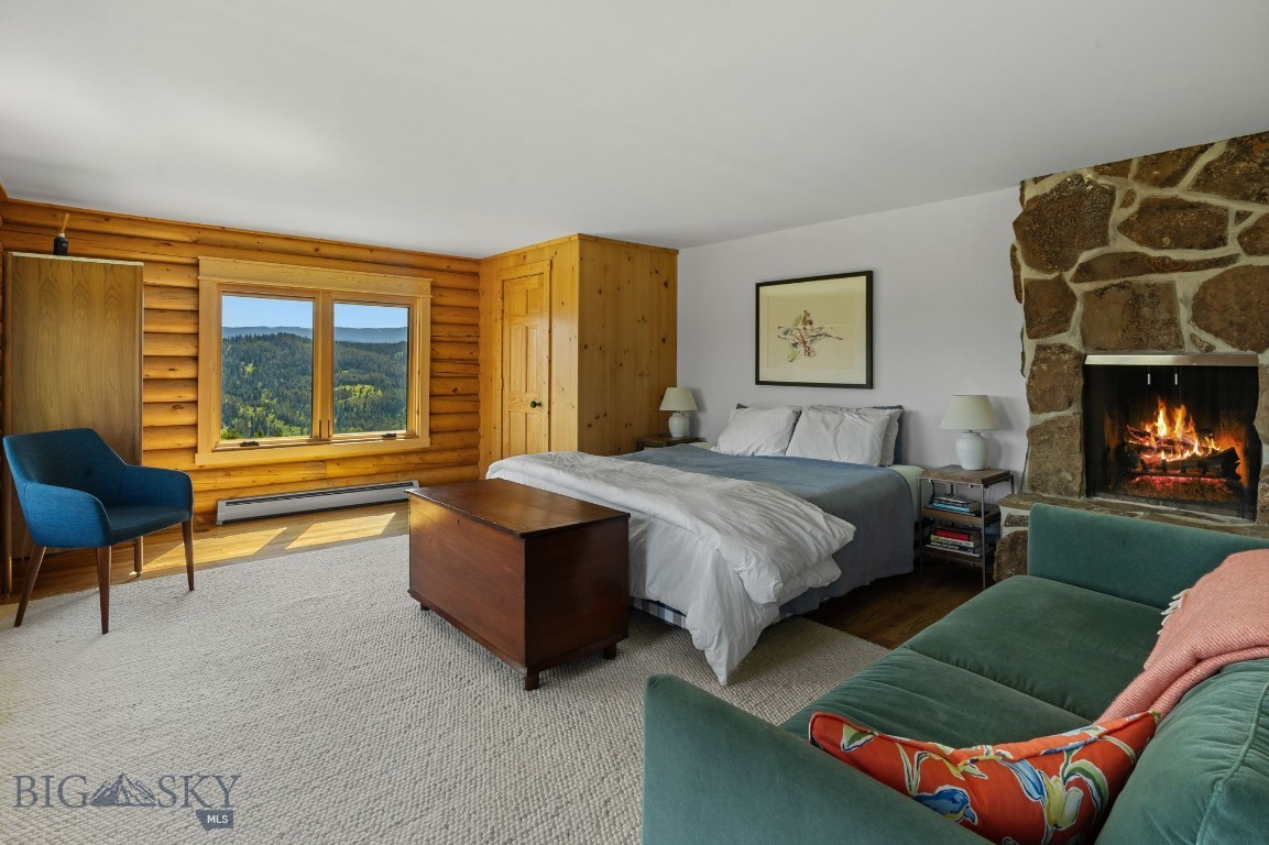 755 Coffee Creek Road