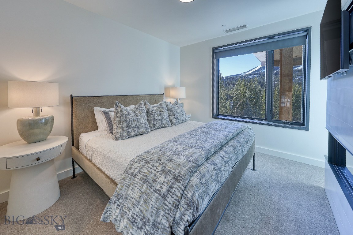 4 Boathouse Way 234/R-7