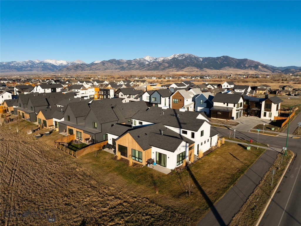 1327 Windrow Drive
