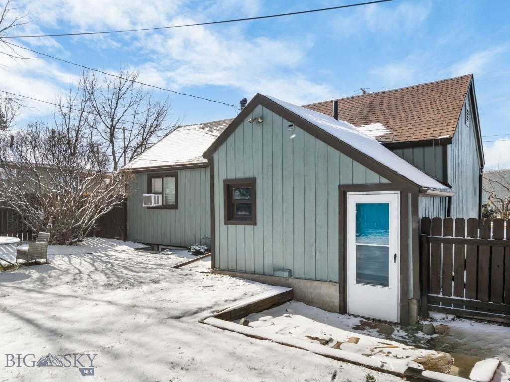 816 N Rouse Avenue