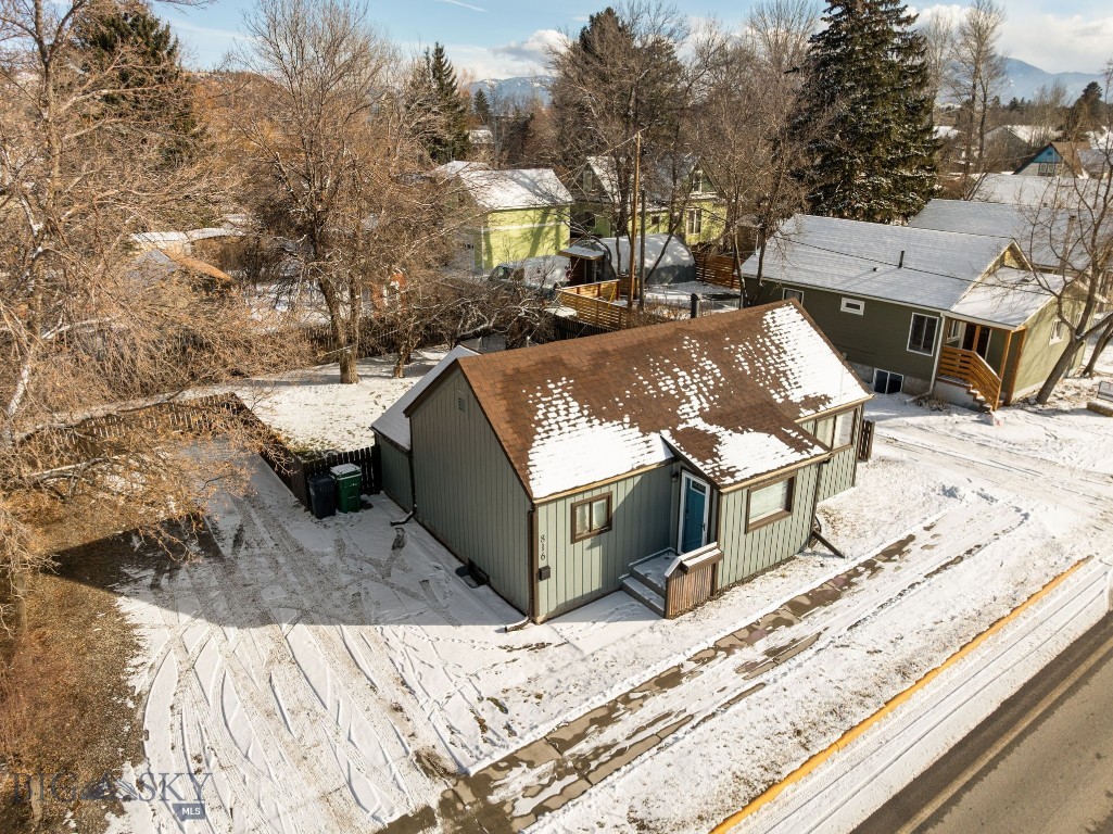 816 N Rouse Avenue