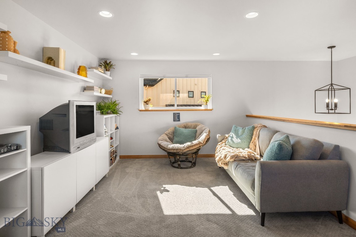 1804 Chippewa Lane
