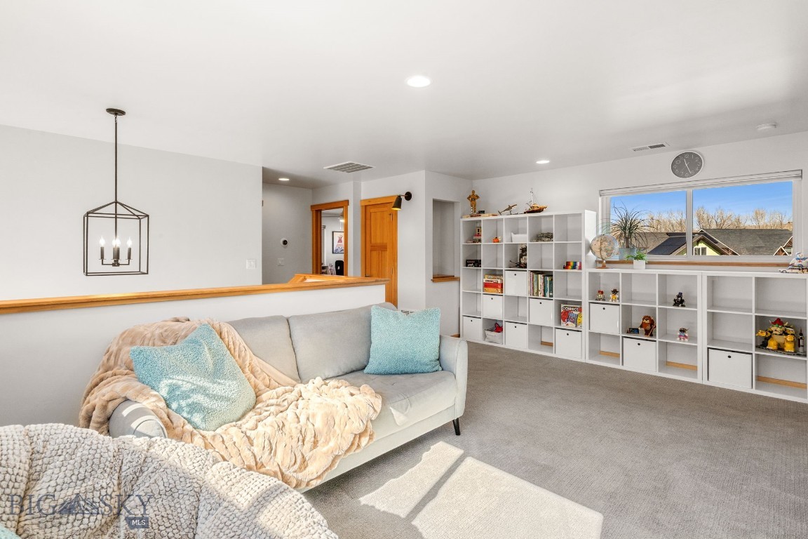 1804 Chippewa Lane