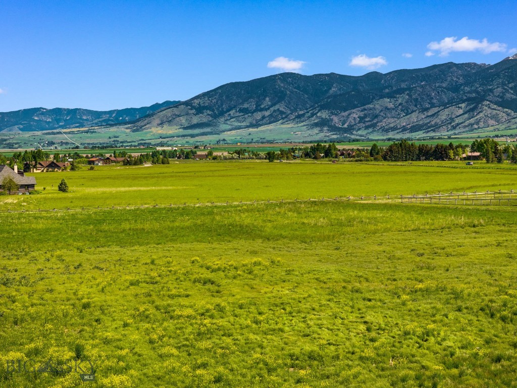 TBD Splendid View Drive