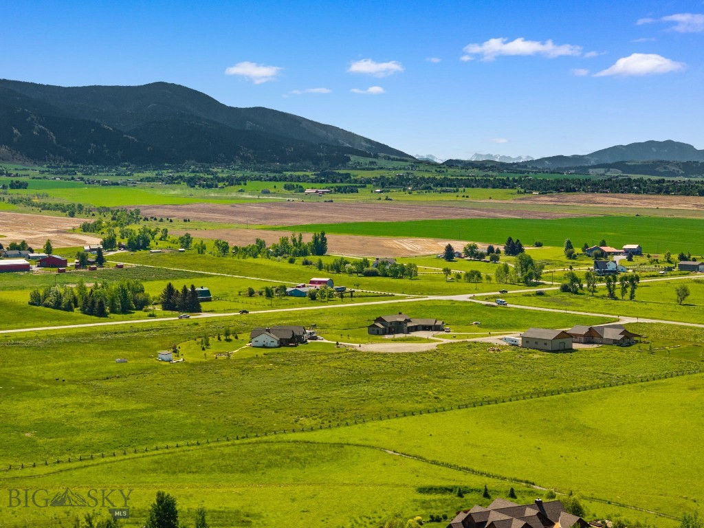 TBD Splendid View Drive