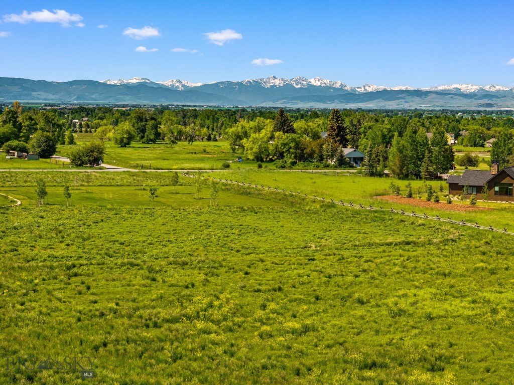 TBD Splendid View Drive