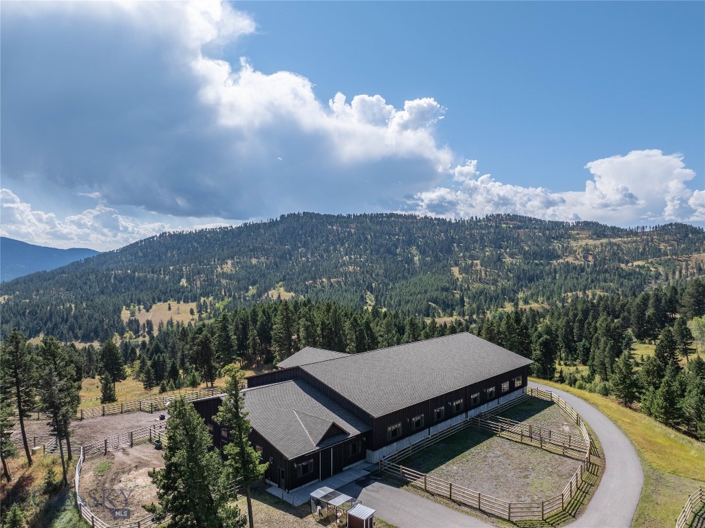 1220 Green Valley Way