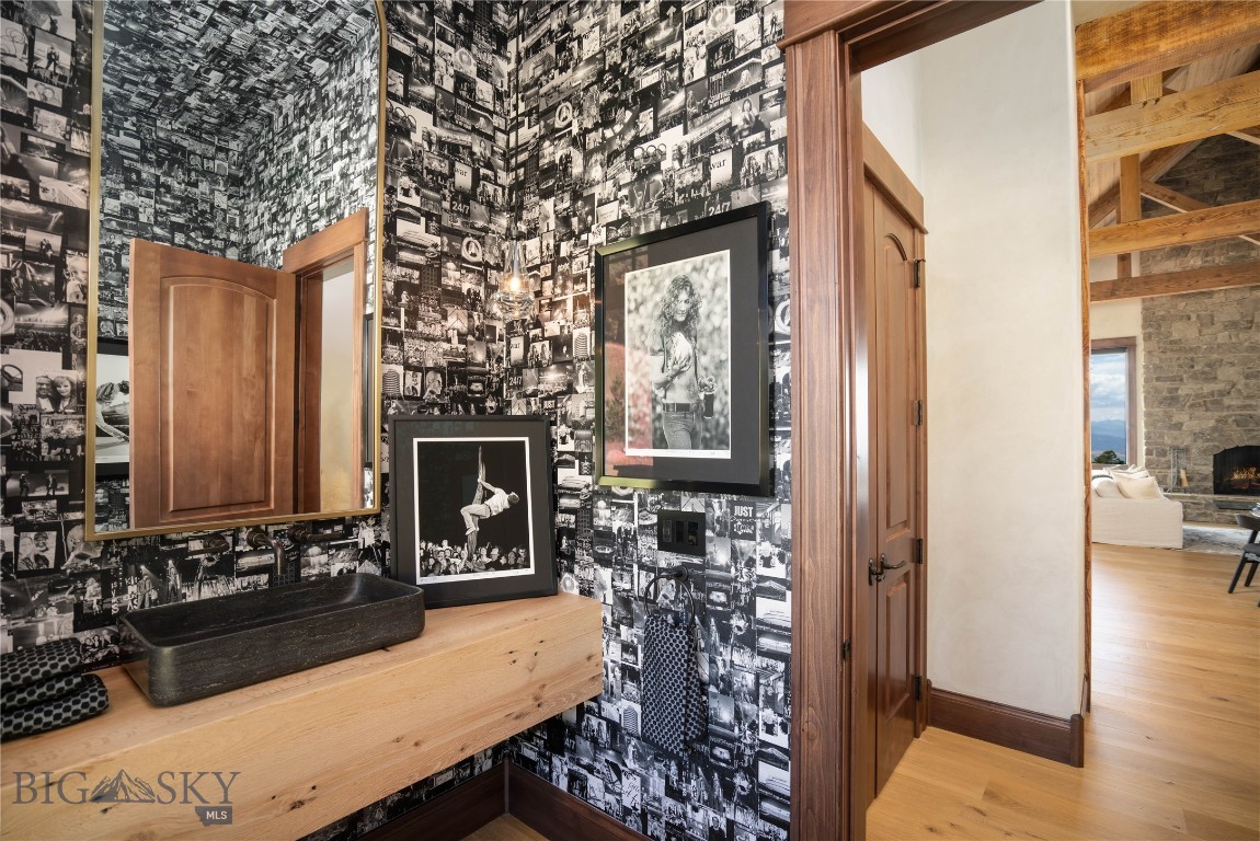 1220 Green Valley Way