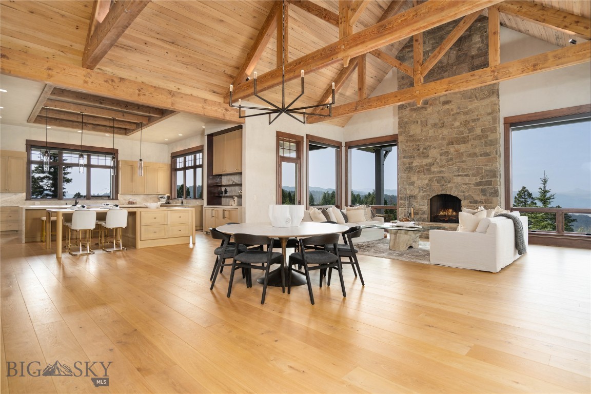 1220 Green Valley Way