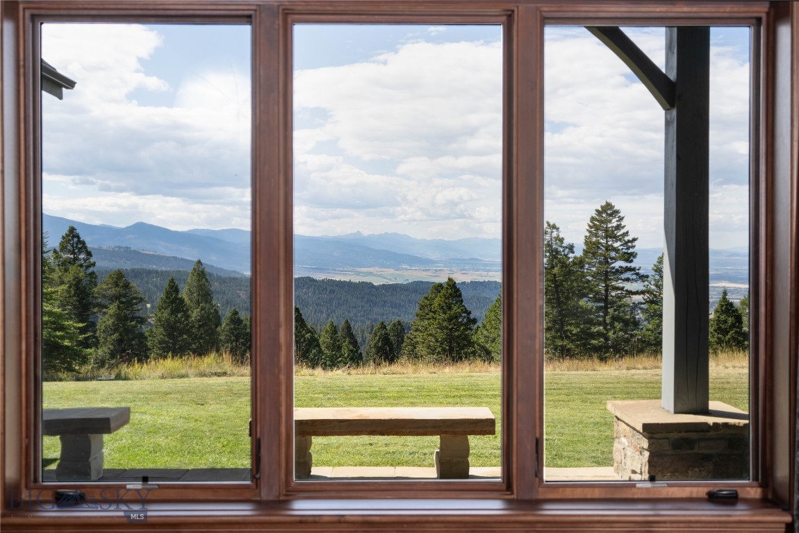 1220 Green Valley Way