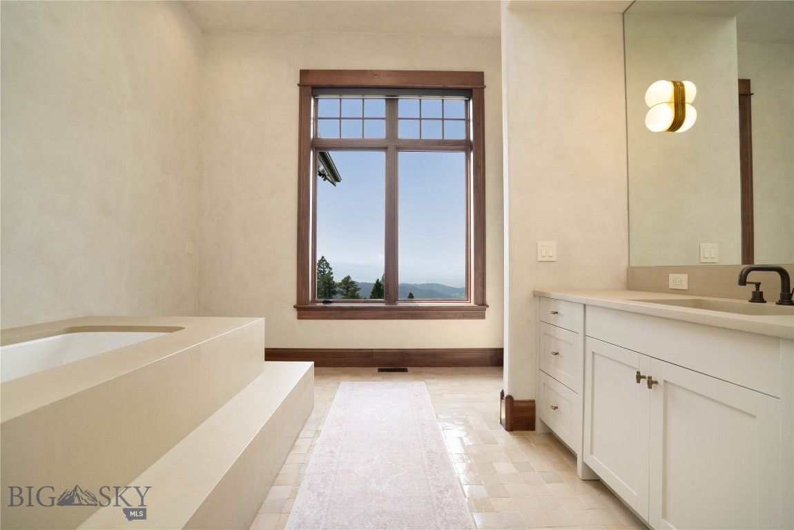 1220 Green Valley Way