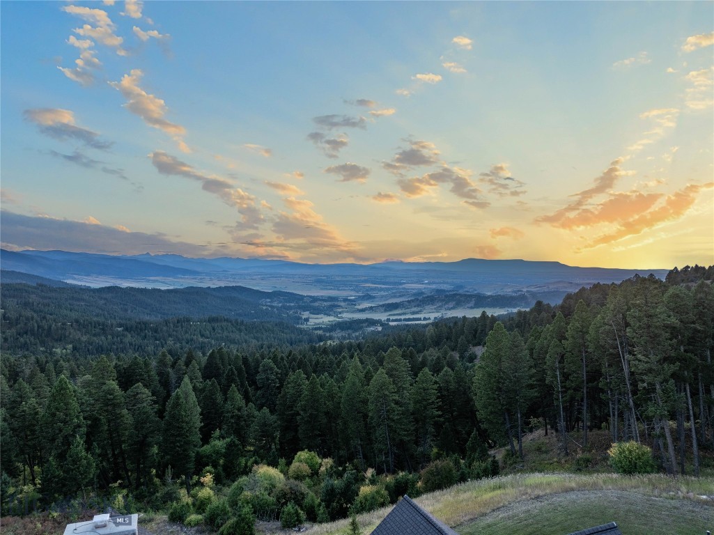 1220 Green Valley Way