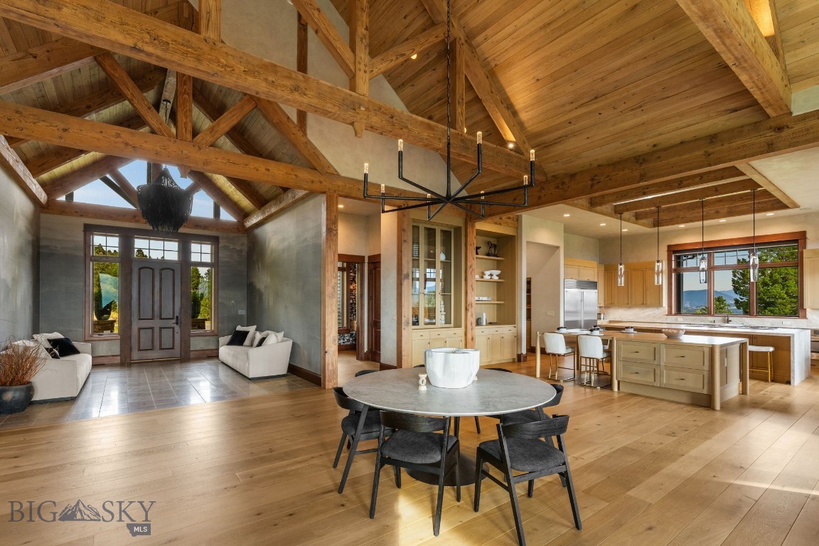 1221 Green Valley Way