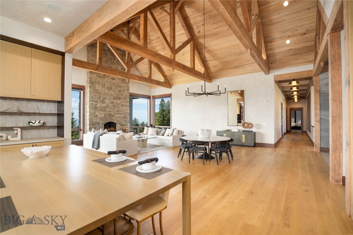 1220 Green Valley Way