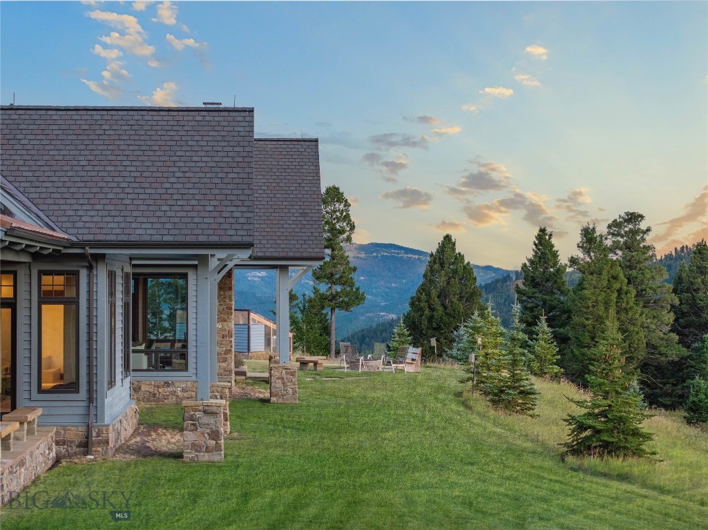 1221 Green Valley Way