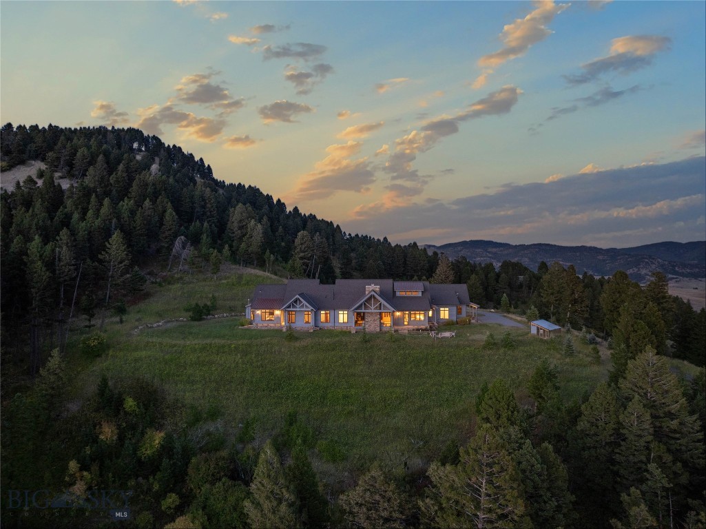 1221 Green Valley Way