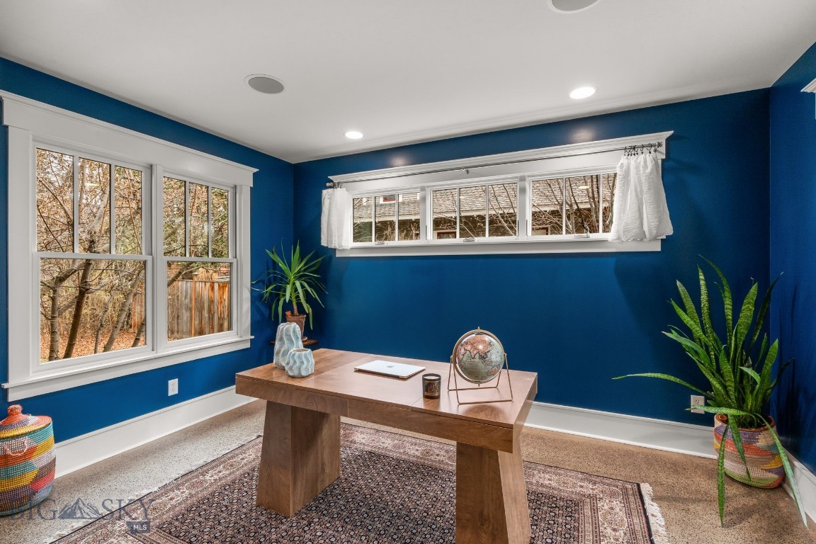 810 S Willson Avenue