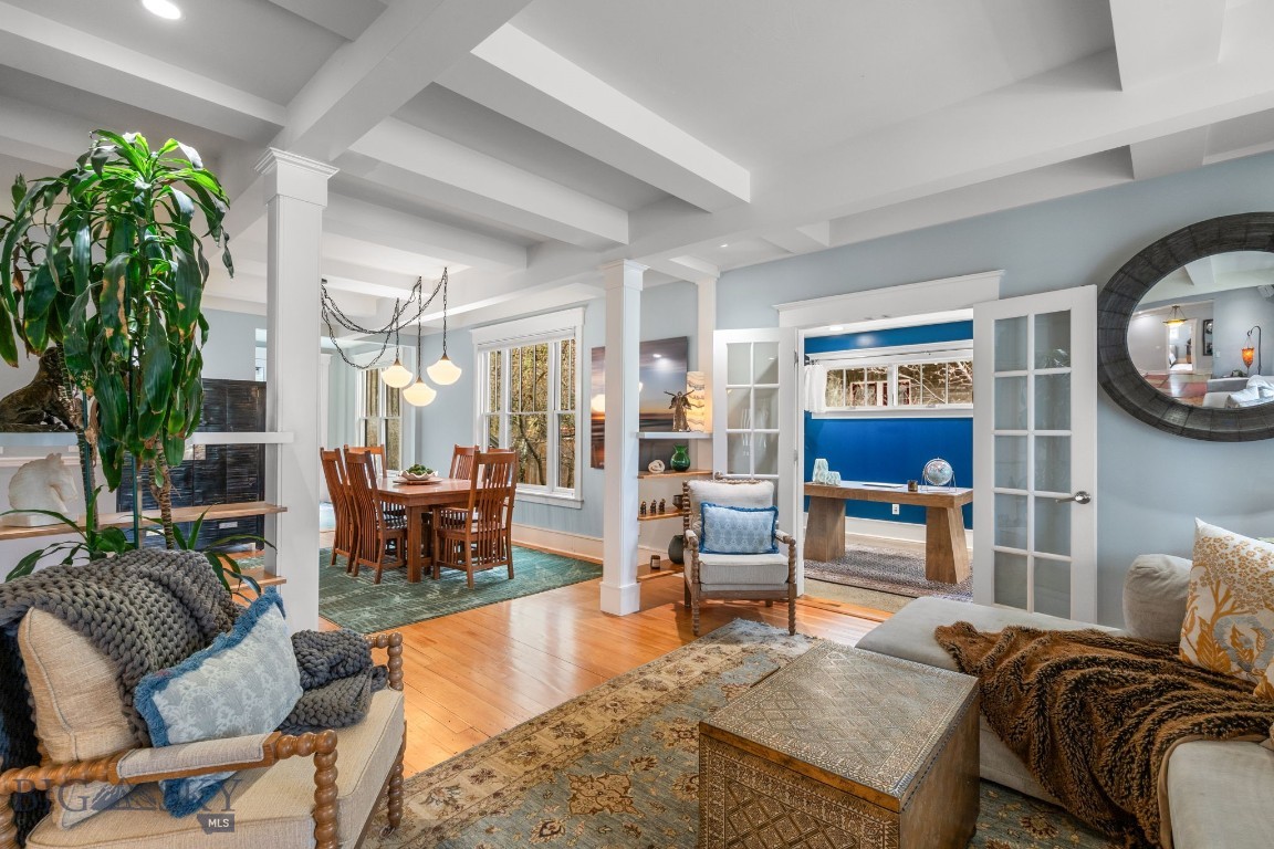 810 S Willson Avenue