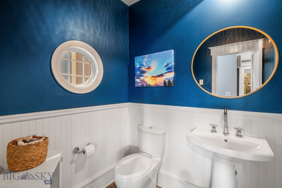 810 S Willson Avenue