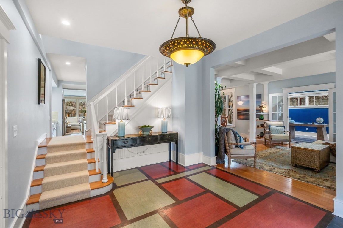 810 S Willson Avenue