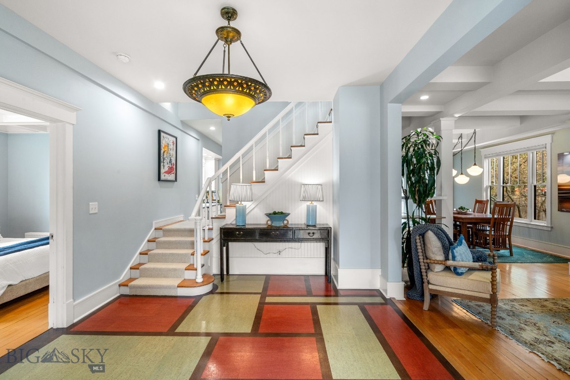 810 S Willson Avenue