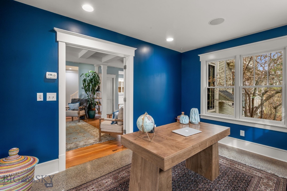 810 S Willson Avenue