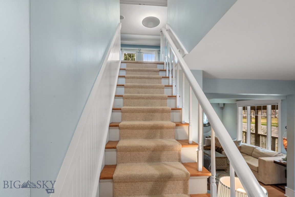 810 S Willson Avenue