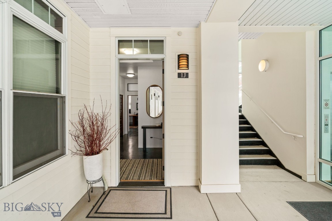 150 Village Crossing Way 1J