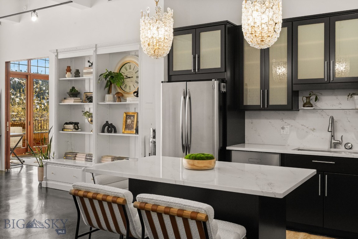 150 Village Crossing Way 1J