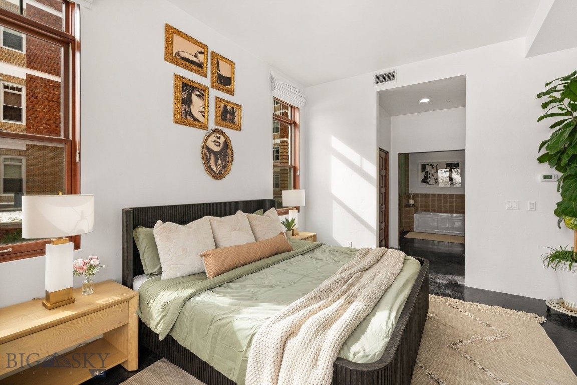 150 Village Crossing Way 1J