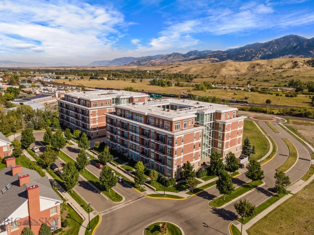 150 Village Crossing Way 1J