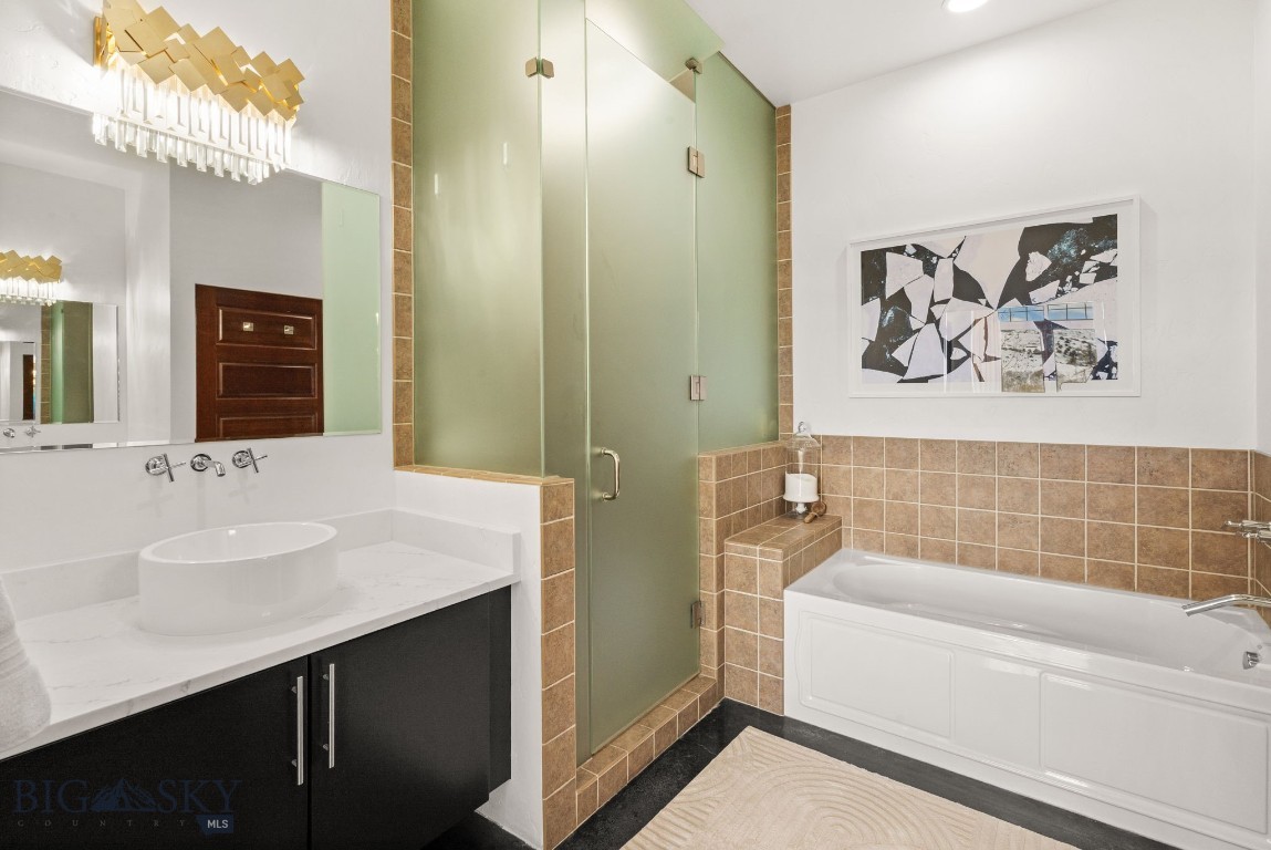 150 Village Crossing Way 1J