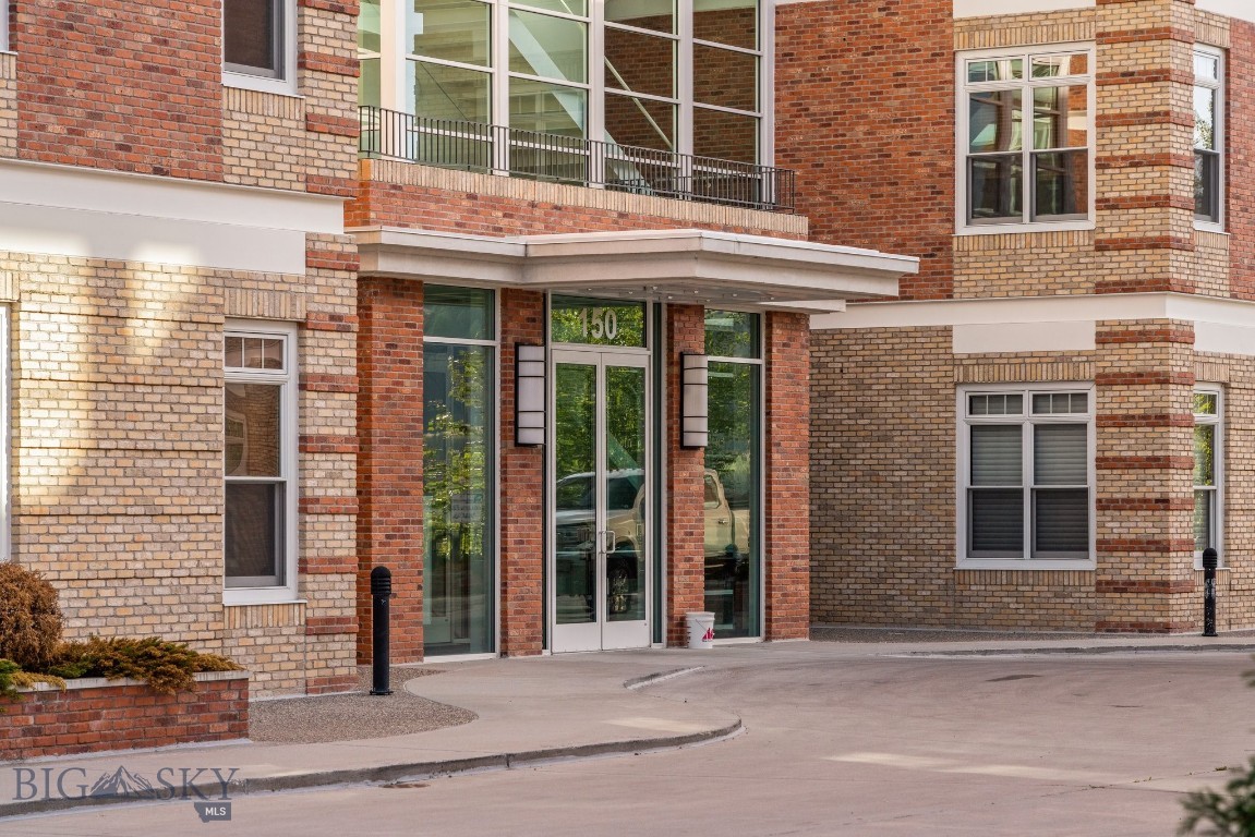 150 Village Crossing Way 1J