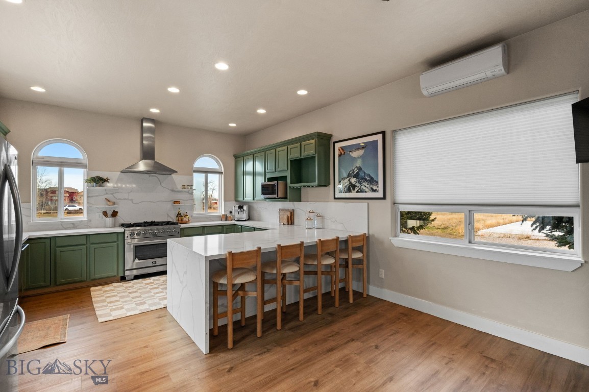 203 Alton Way